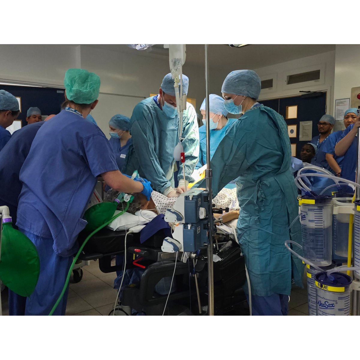 cazandal's tweet photo. @chftanaesthesia @CHFTNHS @CHFTCET @RCoANews @ClinicalHF It certainly was a fantastic afternoon of top class in-situ sim training, from a fantastic team of professionals! Well done everyone involved 👏
#SimulationRocks #SimTechsRock #In-SituRocks https://t.co/09o1jYrQPp