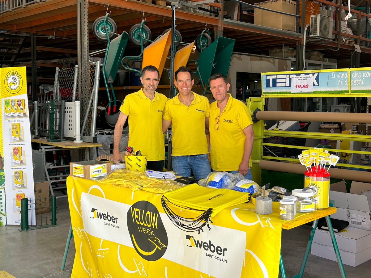 SGweberES's tweet image. Viernes, fin de la semana, y fin de la #YellowWeek 🖤📅💛 con estas imágenes de Landabide (Landa, Bizkaia) y FECA (Vilafranca del Penedès, Barcelona)