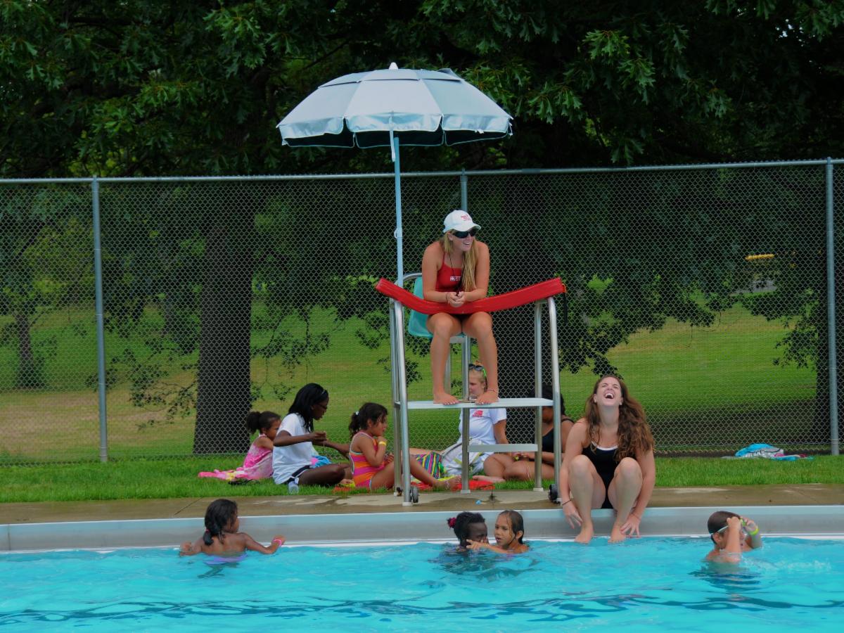 Looking for something fun to do on a hot summer day? Cool off at one of the town pools which are now open for the season.  For hours of operation, location and fees, go to conta.cc/3NH14bg.
conta.cc/3PpgQJ5