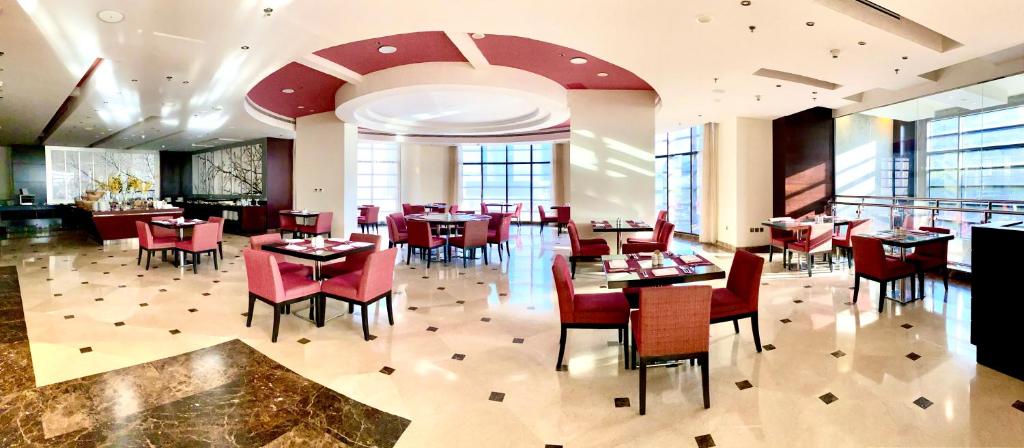 1stPLACEBUSINE1's tweet photo. Millennium Central Hotel Doha combines the best location, with modern amenities and world-class hospitality. https://t.co/oZyxHYcT9l