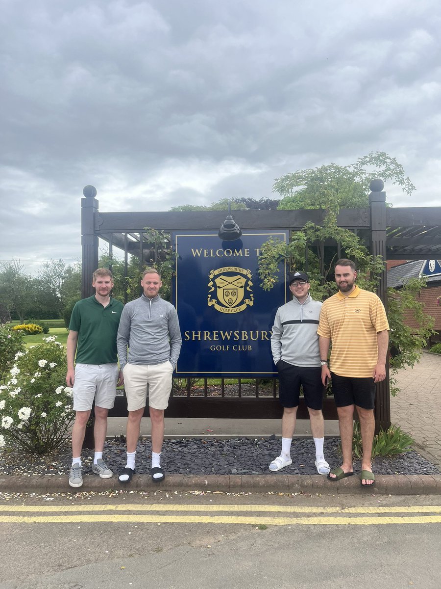 72 holes complete. 60 yard chip out to finish as well for the books ! 

Unreal day raising money for a great charity who help so many men every day ! 

Please if you can, we love to get to our goal. 

justgiving.com/fundraising/th…

#72holechallenge <a href="/macmillancancer/">Macmillan Cancer Support</a>