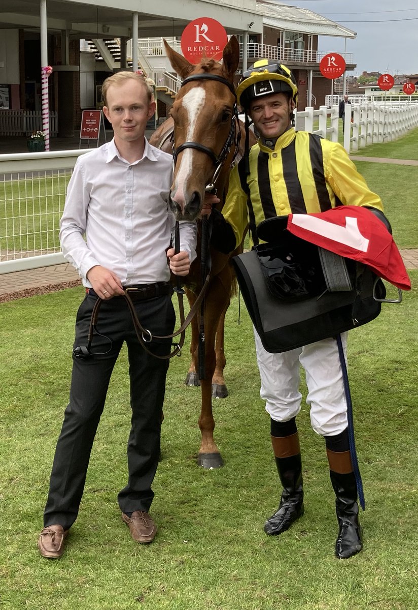 A double for jockey David Nolan as Talha, trained at Malton by @RichardFahey, lands our 8th race - the Come Racing On Ladies' Day Tomorrow Maiden Handicap - on his handicap debut. @DavidNo45583497