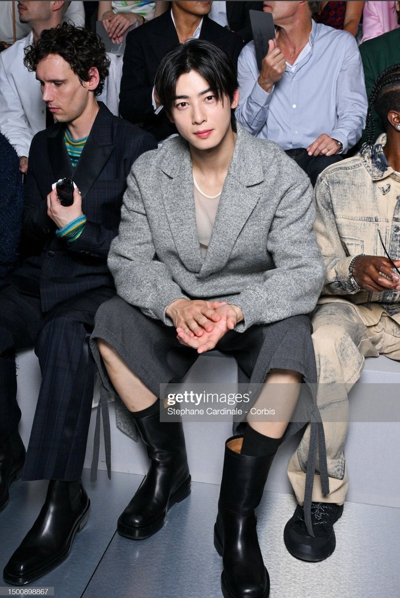 Cha Eunwoo. That’s it. 

#CHAEUNWOOxDiorSummer24 
#DiorSummer24 

#CHAEUNWOO | #차은우| #チャウヌ| #车银优| #ชาอึนอู