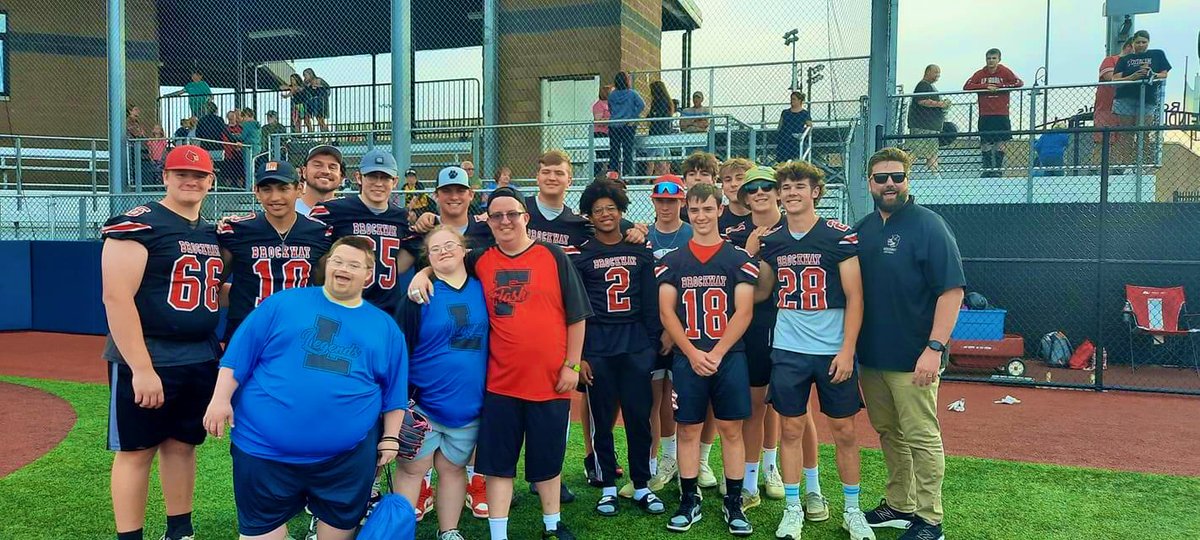 coachHeigel's tweet photo. Challenger Baseball Buddys! Always a blast for our guys! https://t.co/1OwEouQGf0