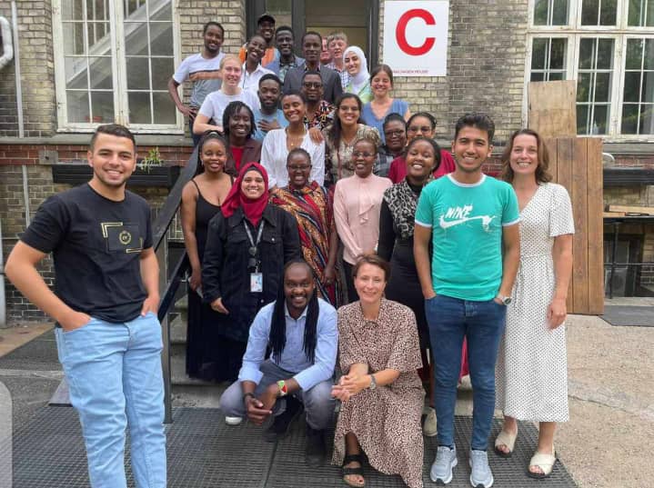 1/2
Today, EAC Youth Ambassadors @mutungisaedgar1 🇺🇬, @WairimuManyara 🇰🇪,@JuliMuhindi 🇹🇿, @LKarikumutima  🇧🇮 concluded Four weeks Danida fellowship in Denmark. The fellowship focused on the achievement of SDGs. 

Together with other Youth representatives from Africa,

#SDGs