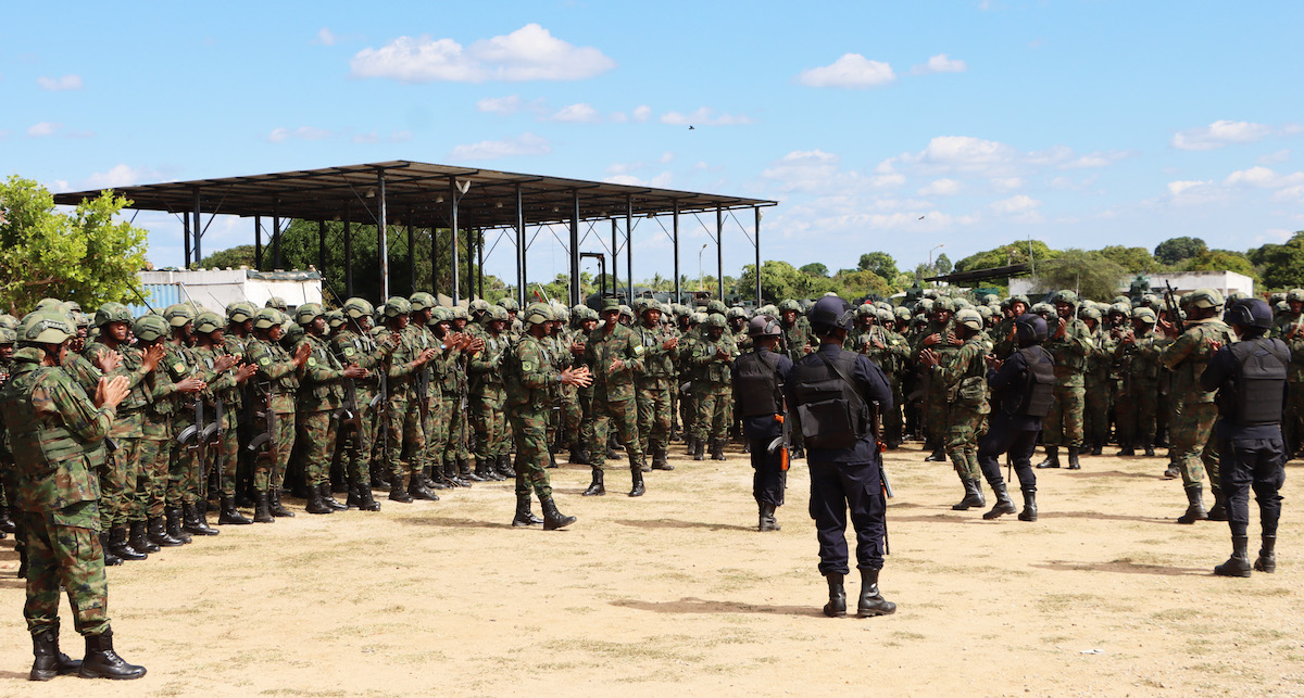 Senior Defence and Security Advisor to H.E the President of Rwanda visits Rwanda Security Forces in Cabo Delgado Province bit.ly/3PywMZH