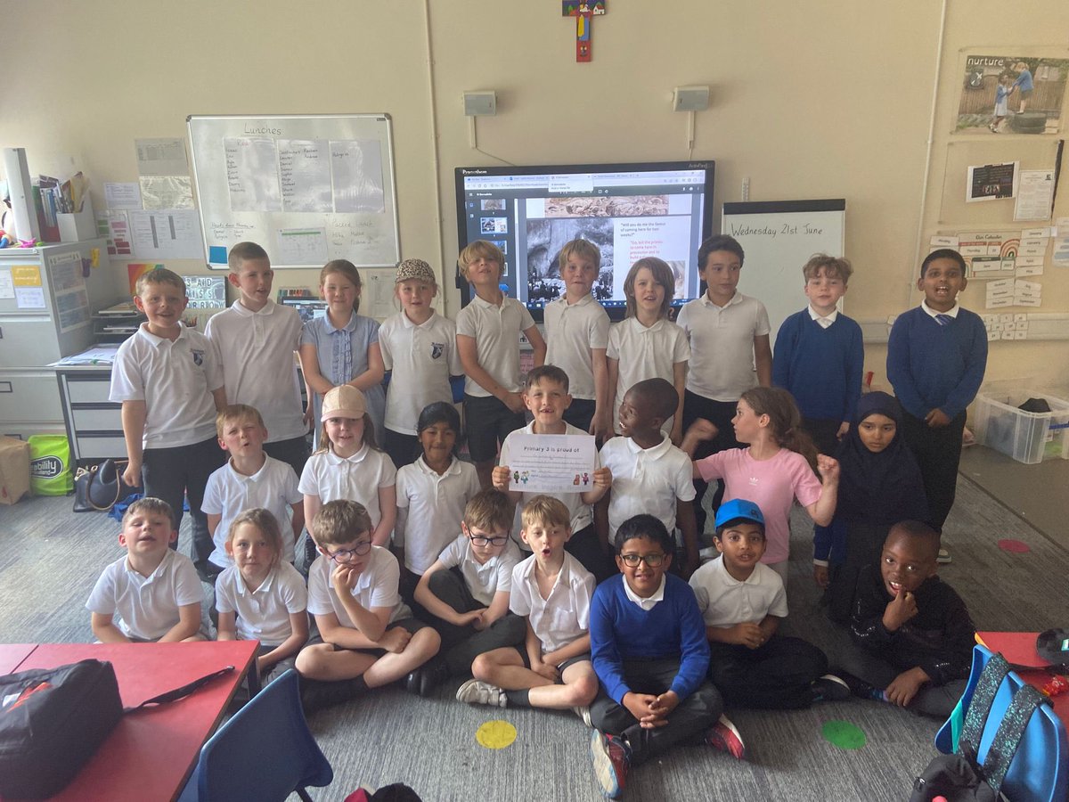 standrewsFCRC's tweet photo. Well done to P3 on your NIF certificate. Great achievement! @MissMorrow96 https://t.co/nUyQeOmTax