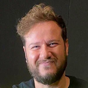 jesus_solis's tweet image. Cuando la constitución o la creación de un significado es estética contingente. // Ah, pero cuando la relación material entre las variables que producen un efecto sí tiene algo de natural necesario.