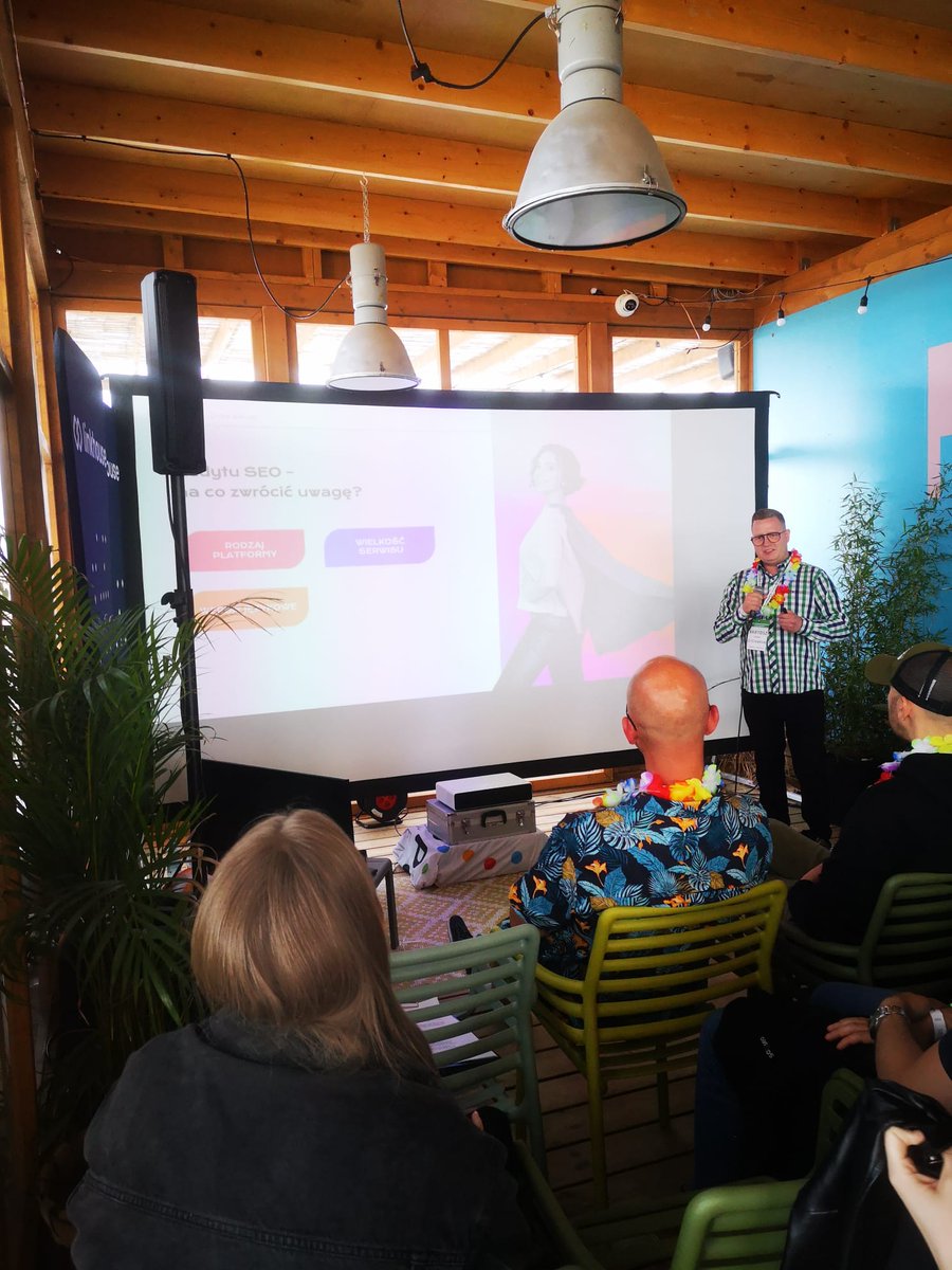 Przed nami merytoryczna część #seo Poland on Tour w #gdansk.

Bartosz Biedny o strategii SEO.