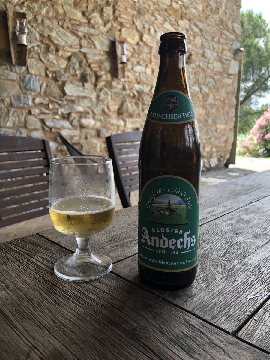 jamiebulloch's tweet photo. Do these count as #Ecumenicalpours? @bartlebeer. Deutsches Bier in Italien. https://t.co/E6K9p27FmF