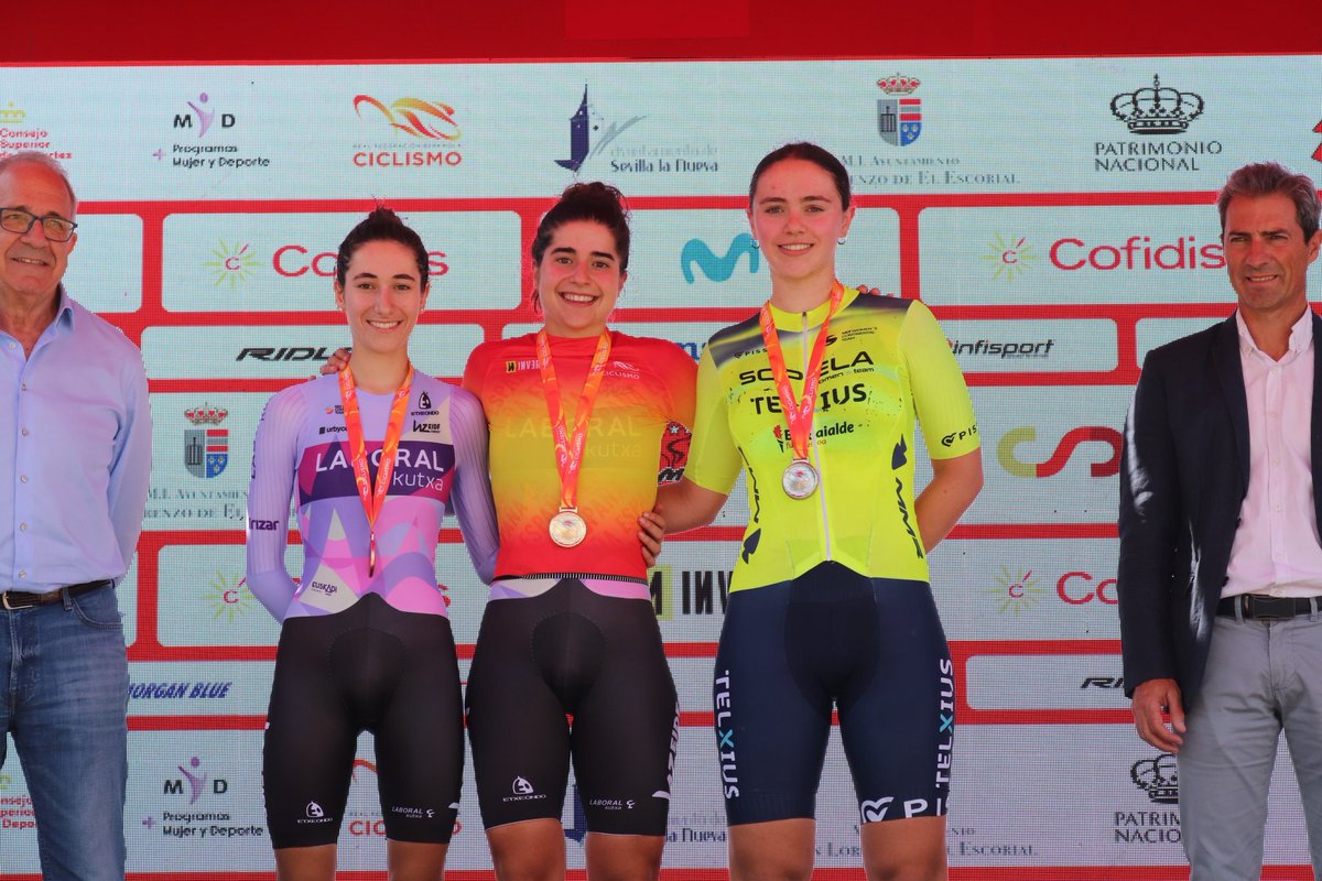 ✍️|  Así contábamos como <a href="/nahiaimaz_/">Nahia</a> nos hacía vibrar esta mañana con su medalla de plata🥈 en el #CEMadrid23  categoría sub-23 contrarreloj. 👏

Mañana más y mejor con el turno de la prueba en ruta, donde el equipo contará con 5 participantes.✅

facebook.com/SopelaTeam/pos…