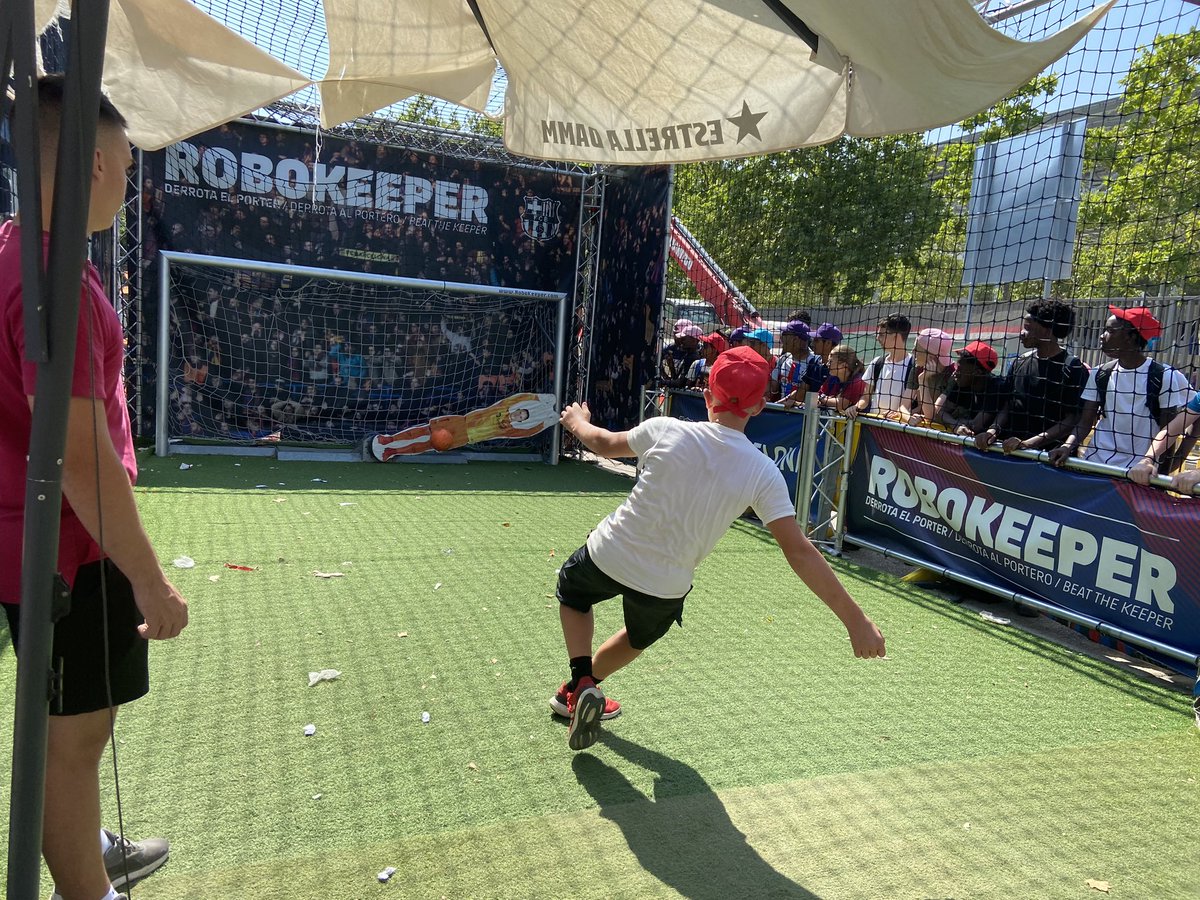 wgsbbarca2023's tweet photo. Finished our visit to the ground with some penalties https://t.co/YBO2ndu8Z0