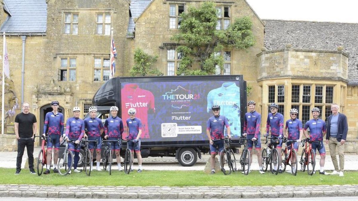 TheEBMT's tweet photo. Wishing all the luck to our Inborn Errors Working Party member, @rob_wynn_TdF, who's cycling the Tour de France route 🚴‍♂️ tomorrow with @TheTour21, to raise money for @CureLeukaemia to upscale clinical trials🔬

See his full interview on our website ⬇️
https://t.co/bTg36s8yJv https://t.co/nC0jh2CZhB