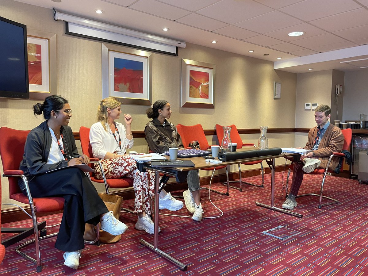 Dr Marcelle Trote Martins (@mtrotem) on Twitter photo And today, to wrap it up, the amazing <a href="/Darshabelle/">Darja Schildknecht</a> , Nora Naji and <a href="/arshita_nandan/">Arshita Nandan (she/her)</a> talked about embodiment in “Terror and Counter- Terror” contexts.
Thanks to Vladimir Orgula for doing a great job as discussant! 5/6 And today, to wrap it up, the amazing <a href="/Darshabelle/">Darja Schildknecht</a> , Nora Naji and <a href="/arshita_nandan/">Arshita Nandan (she/her)</a> talked about embodiment in “Terror and Counter- Terror” contexts.
Thanks to Vladimir Orgula for doing a great job as discussant! 5/6