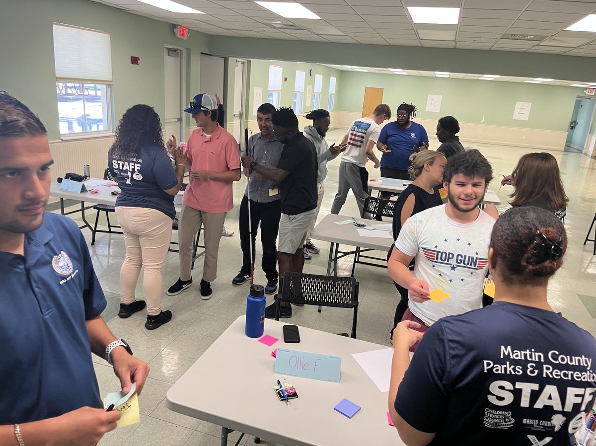 ☀️INSPIRING SUMMER LEARNING☀️

District staff Danielle Farrell, Dr. Debra George, and Siddhi Gullickson recently partnered with the Children's Services Council of Martin County and the community to increase continuous learning over the summer.

#ALLINMartin👊