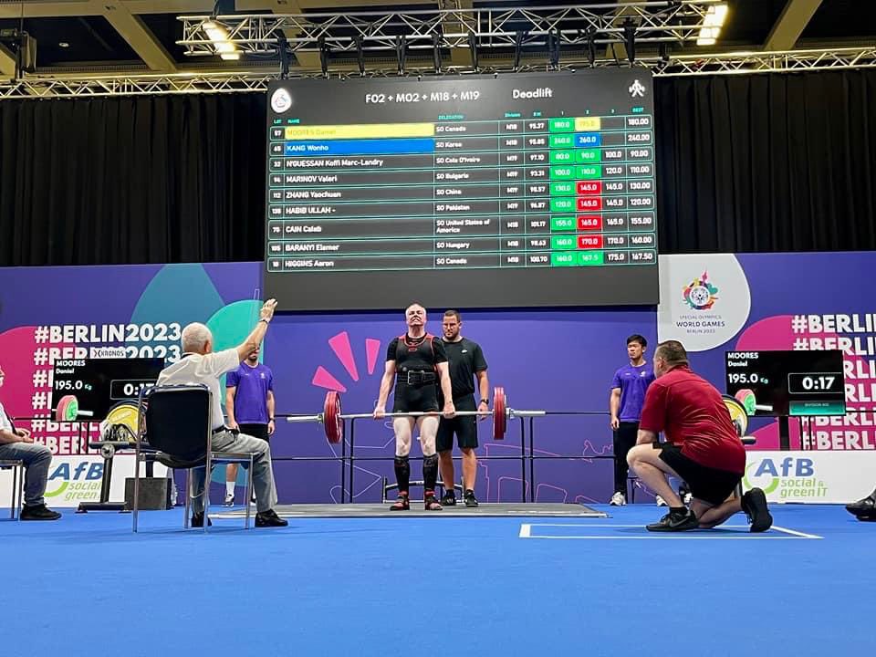 Congratulations to Daniel Moores on taking home 4 medals for #SOTeamCanada23 in Powerlifting @SOWG_Berlin2023 
🥉Bench Press
🥈Deadlift
🥉Squat
🥉Overall Triple Combo
#UnbeatableTogether 🇨🇦