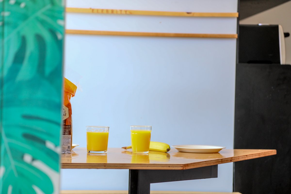 PodShare tweet media