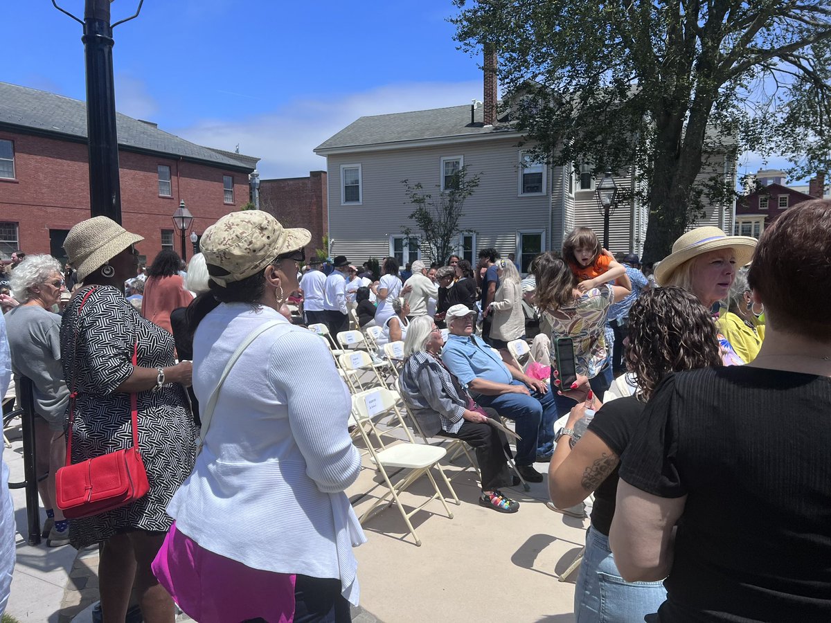 Good afternoon folks! I’m Adam Bass of @WBSM1420 here in New Bedford for the ribbon cutting of “Abolition Row Park.”  The park sits on Seventh street in the West End, and is near the home of Abolitionist Frederick Douglass and his wife Anne. https://t.co/Z88Mw5ClYE
