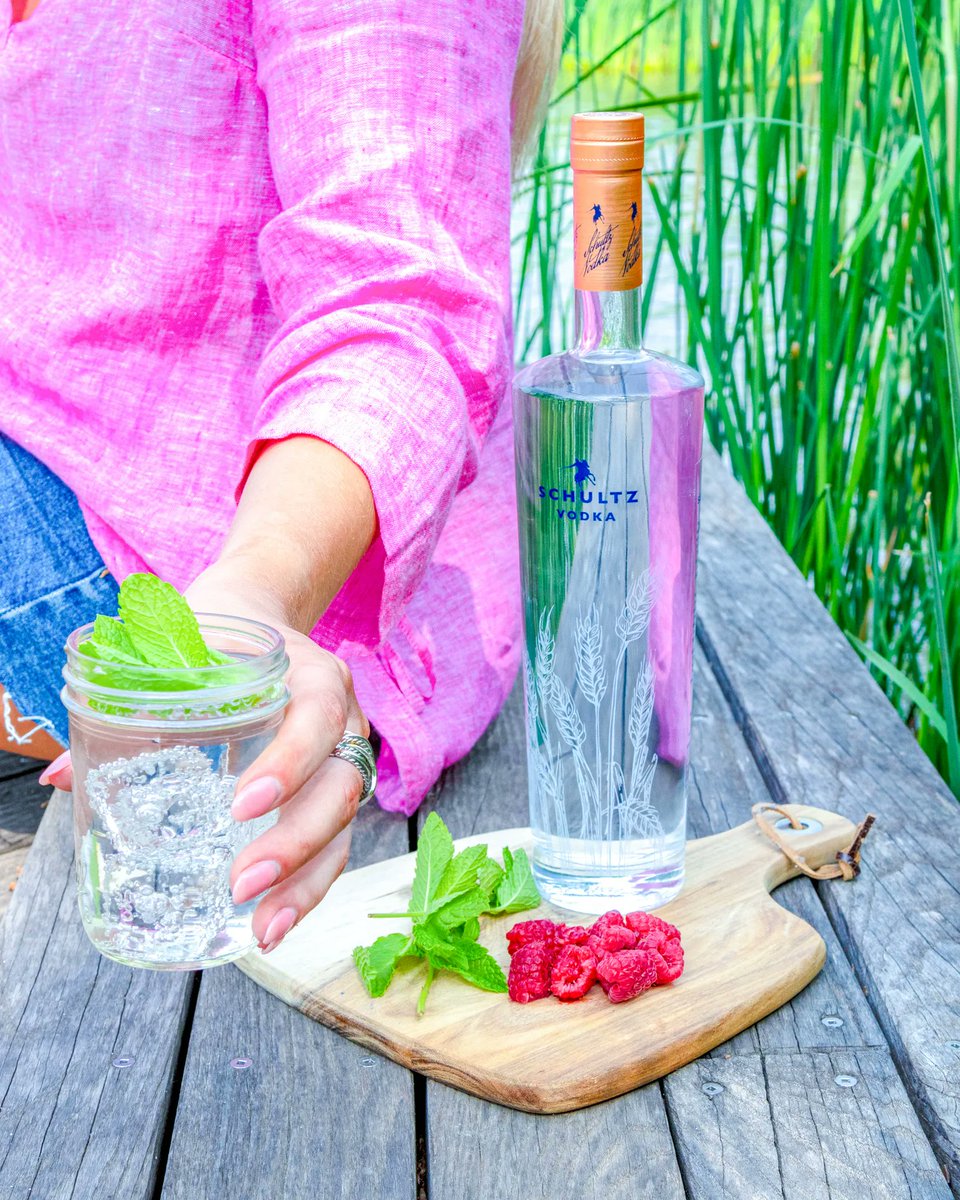 Sipping straight into summer with Schultz! Homegrown and handcrafted in Oklahoma, the coolest way to beat the heat! 😜🔥☀️ 

#schultzvodka #vodka #drinklahoma #homegrownhandcrafted #simplyspirits #rockcreekdistillery #summer #cocktails #oklahoma
