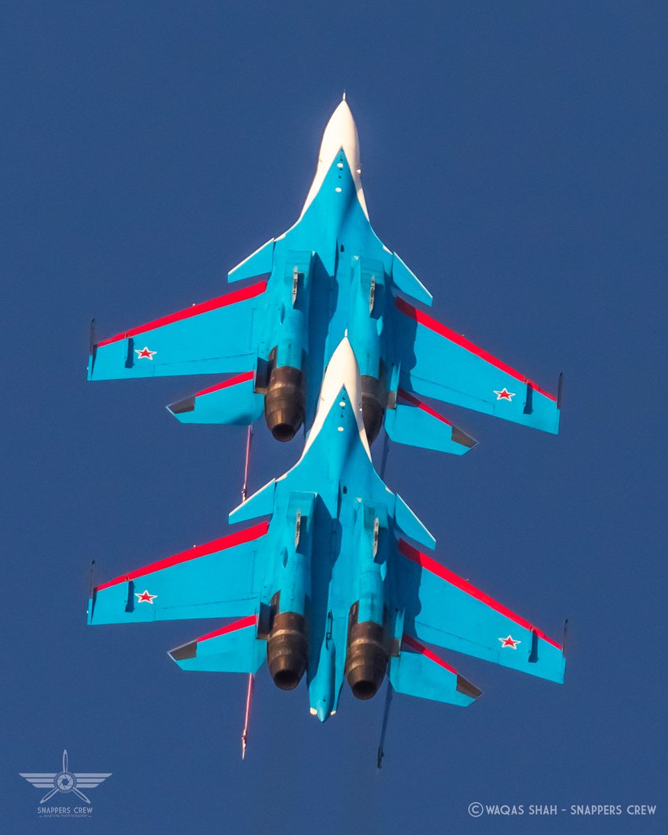 Flanker Friday!
.
.
Image Credit: 
Waqas Shah- Snappers Crew

#snapperscrew #russianairforce #авиацияроссии #ввсроссии #вкс #паркпатриот #вмф #sukhoi #avgeek  #flanker #aviation #pakistanairforce #military #су30см #aviationphotography #russia #su30 #russianknights #dubaiairshow