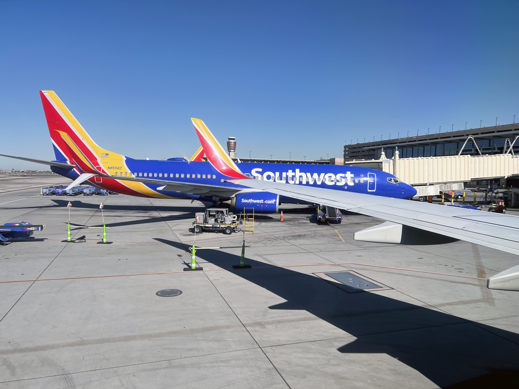 KTC_Photography's tweet photo. A handful of pictures from my @SouthwestAir flight out to San Diego recently, on Boeing 737-700 N7828A #aviation #avgeek #boeing #travel #flight https://t.co/3QkYNDUzOh