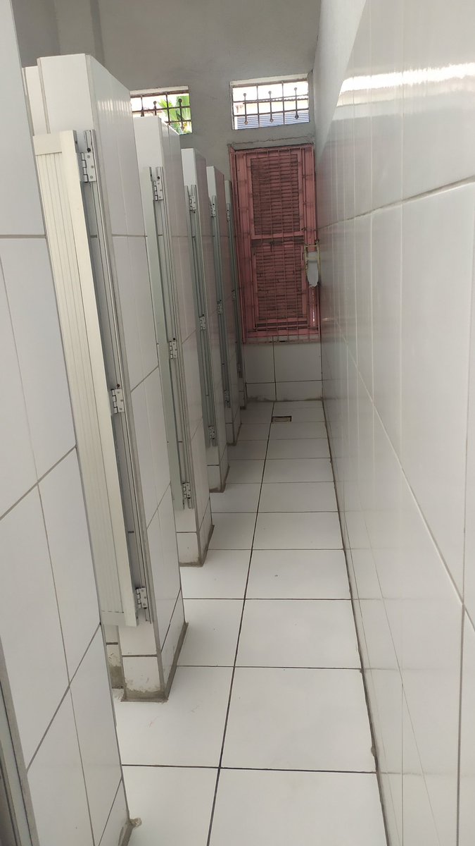 peterberlinn's tweet photo. Feirão no prédio em frente ao b.n.b. na rua da https://t.co/Kimn6DZXZg
Achei filé https://t.co/lbJvf84RcG