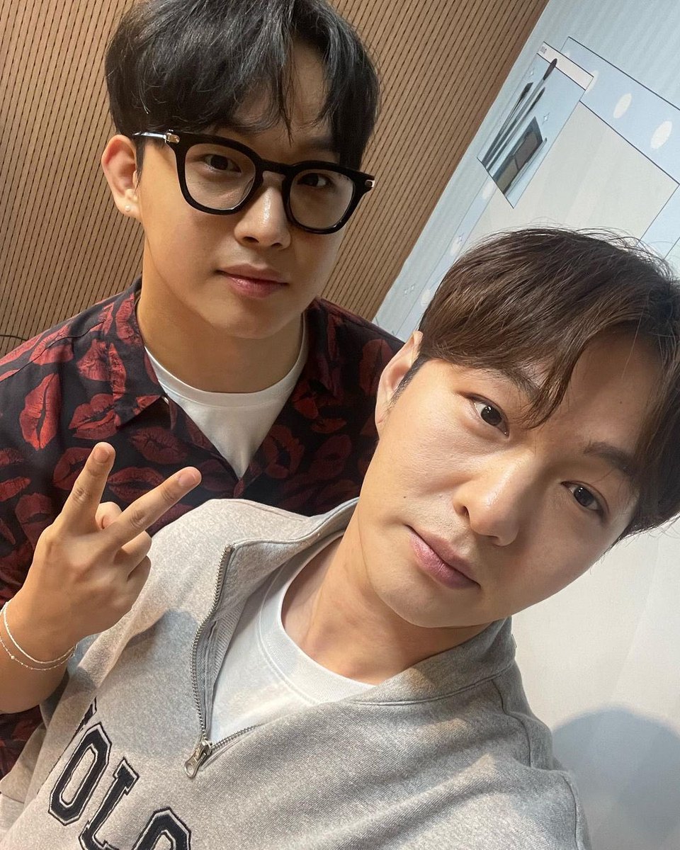 aubesikkk's tweet photo. 진심 헤메도 멤버가 직접 하는 게 더 나은 게 맞는거임?

#비투비_헤메코_교체해 https://t.co/Ll5CYijIR5