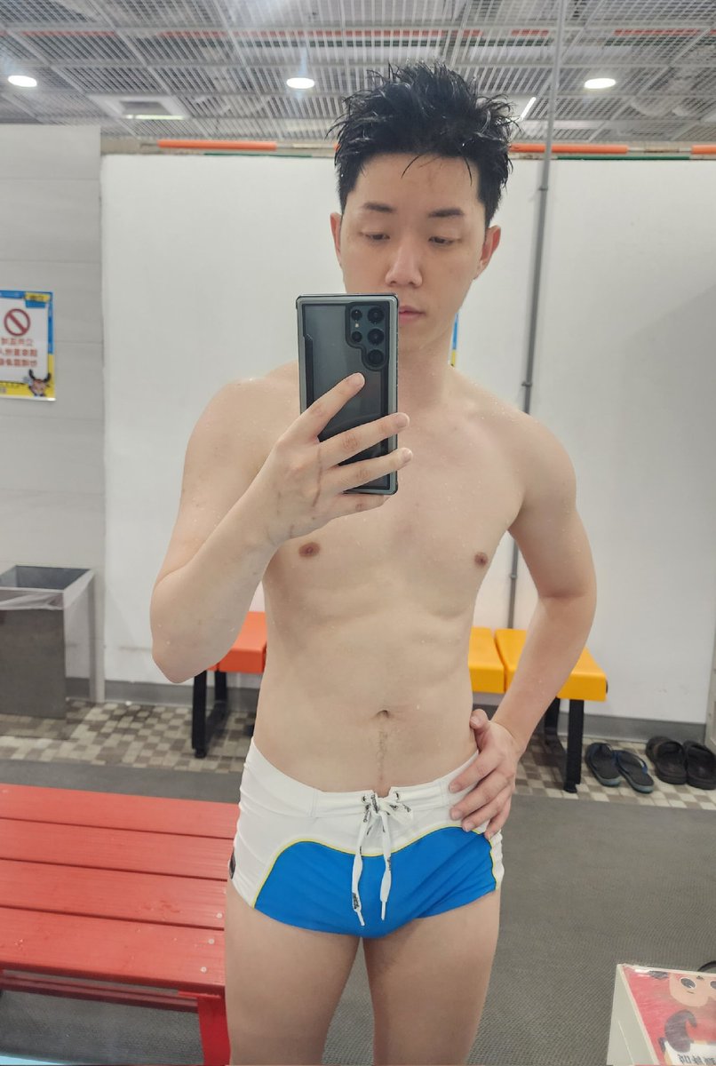 游泳的季節到了💙