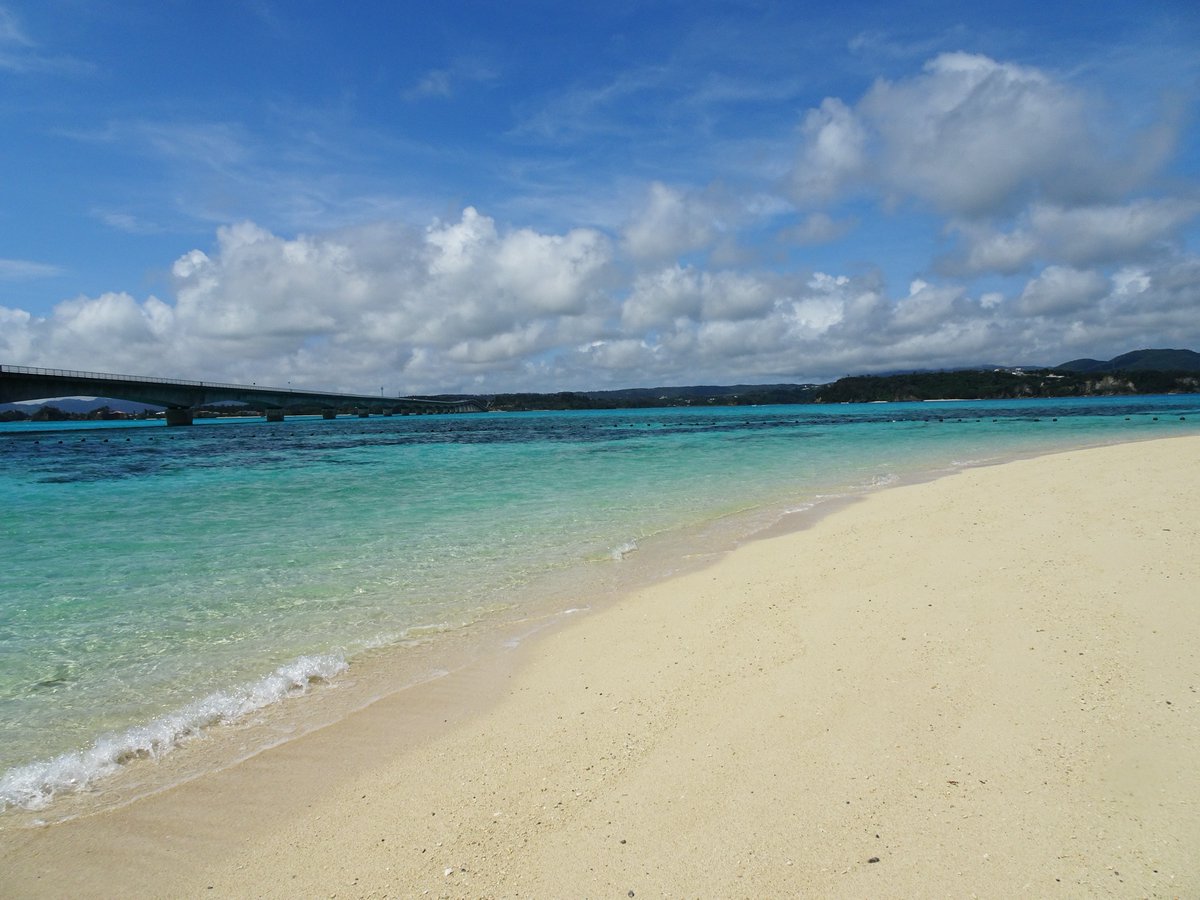 ASOBIcreate's tweet photo. 今年は沖縄のすべてのビーチのブログの掲載と写真を撮る事にしようと思う。

ブログとフォトストックの相性が非常に良い事を毎日感じる。

成果がわかりやすいのでフォトストックのおかげでブログのやる気がでる。
#ブログ仲間と繋がりたい #ブログ初心者 https://t.co/IeZAHeW57O