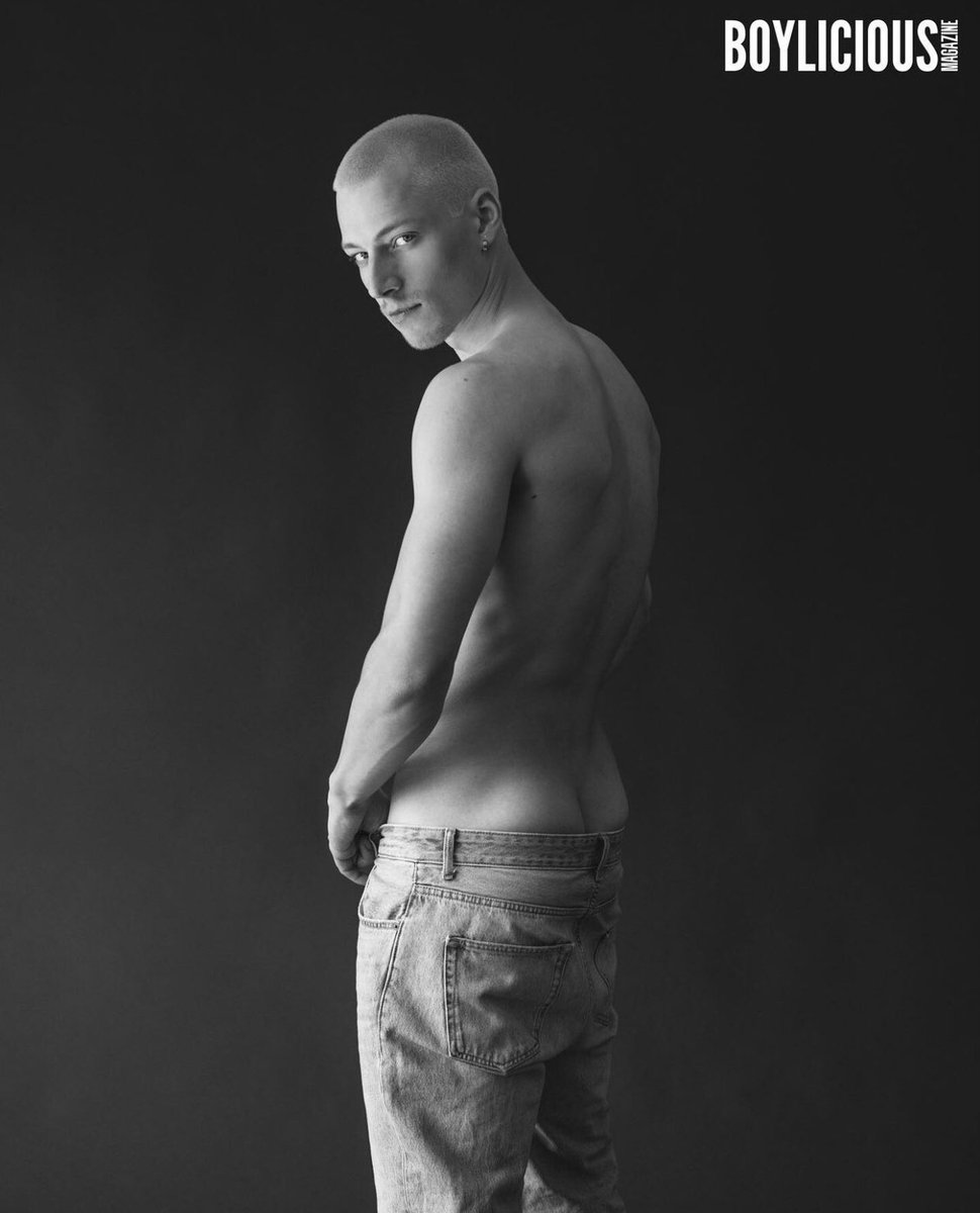 KingsOfModels's tweet image. Check out #FranzSeckel ( @thatgermanpal ) for @BoyliciousMag. Images by #LucasUlmer ( @ulmer_photo ). #KingsOfModels 👑