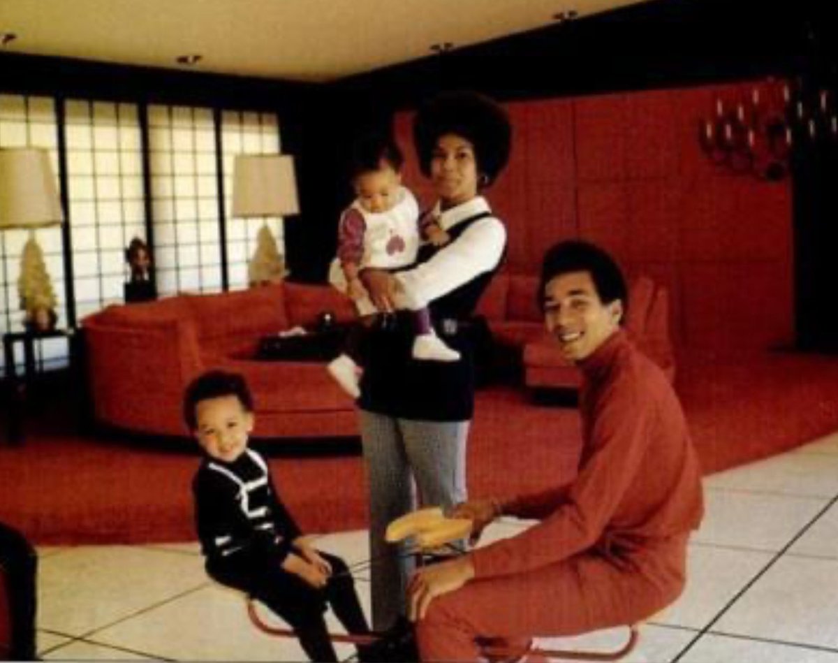 #FlaskbackFriday to another gem when the kids were little. 

W/ @Tamla_Robinson #BerryRobinson, Claudette Robinson #FirstLadyofMotown, @smokeyrobinson