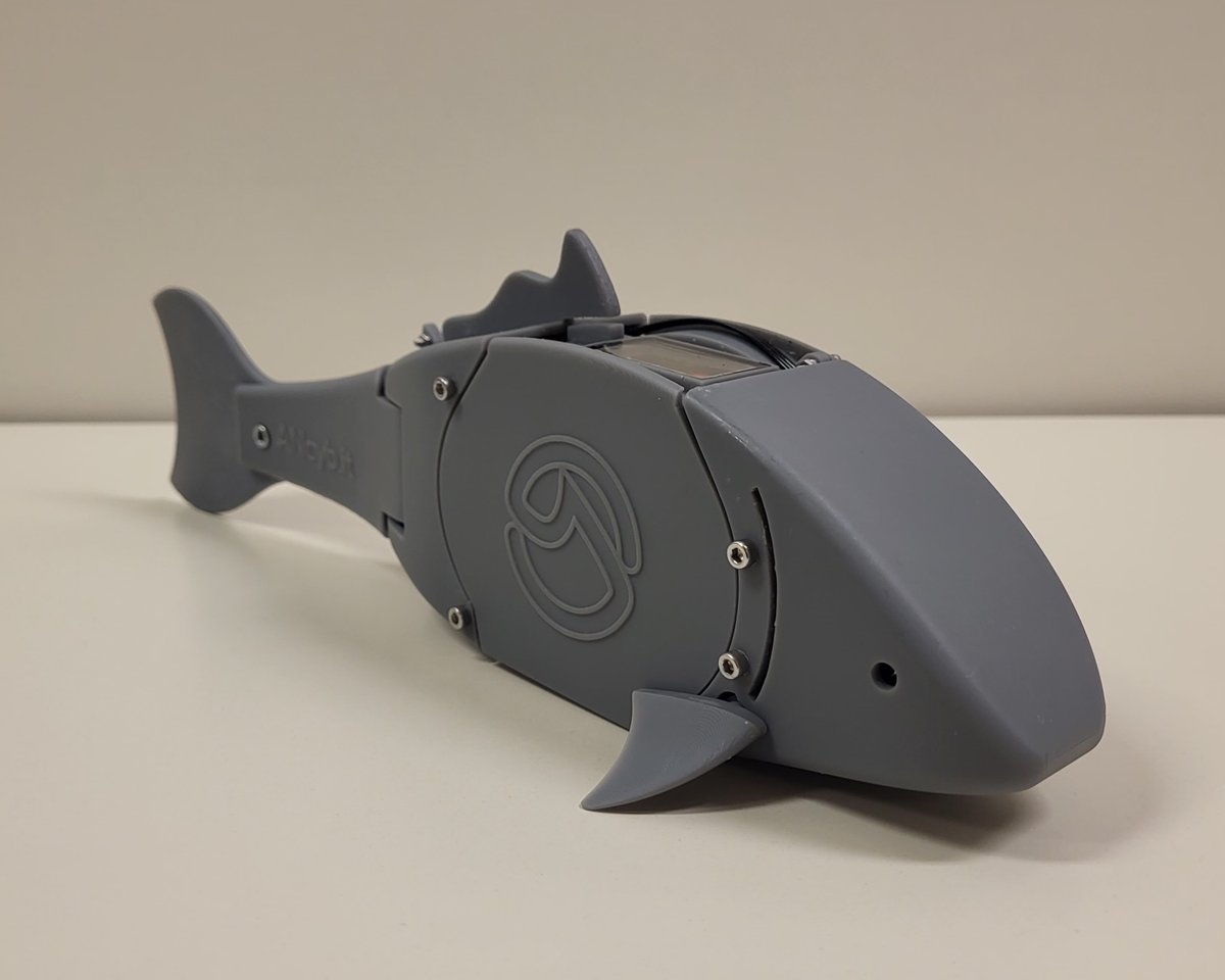 🌊 Guizzo leads R&amp;D in educational robotics!

🚀 Printed using mixed-colored resin, Guizzo offers self-expression &amp; creativity. Imagine building custom fish-robots or 3D printing your designs!

🎨 Let’s revolutionize educational robotics!

#Edtech #Guizzo #Customization