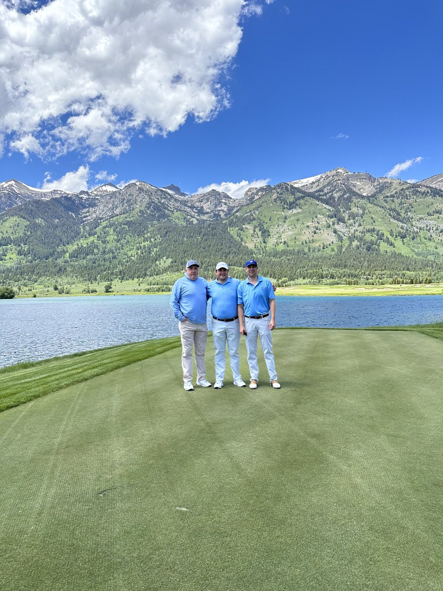 319golfsociety's tweet photo. Amazing time at Shooting Star where course was as good as the views #319GS https://t.co/MUPPVS7M24