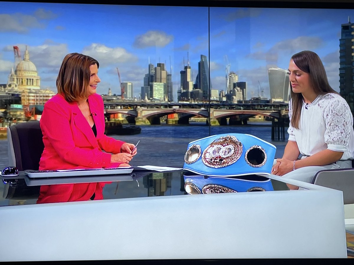 What a pleasure to hear from @elliescotney_ @MatchroomBoxing - a boxer from #Catford who's letting nothing get in her way. Welcome back on @itvlondon at anytime!