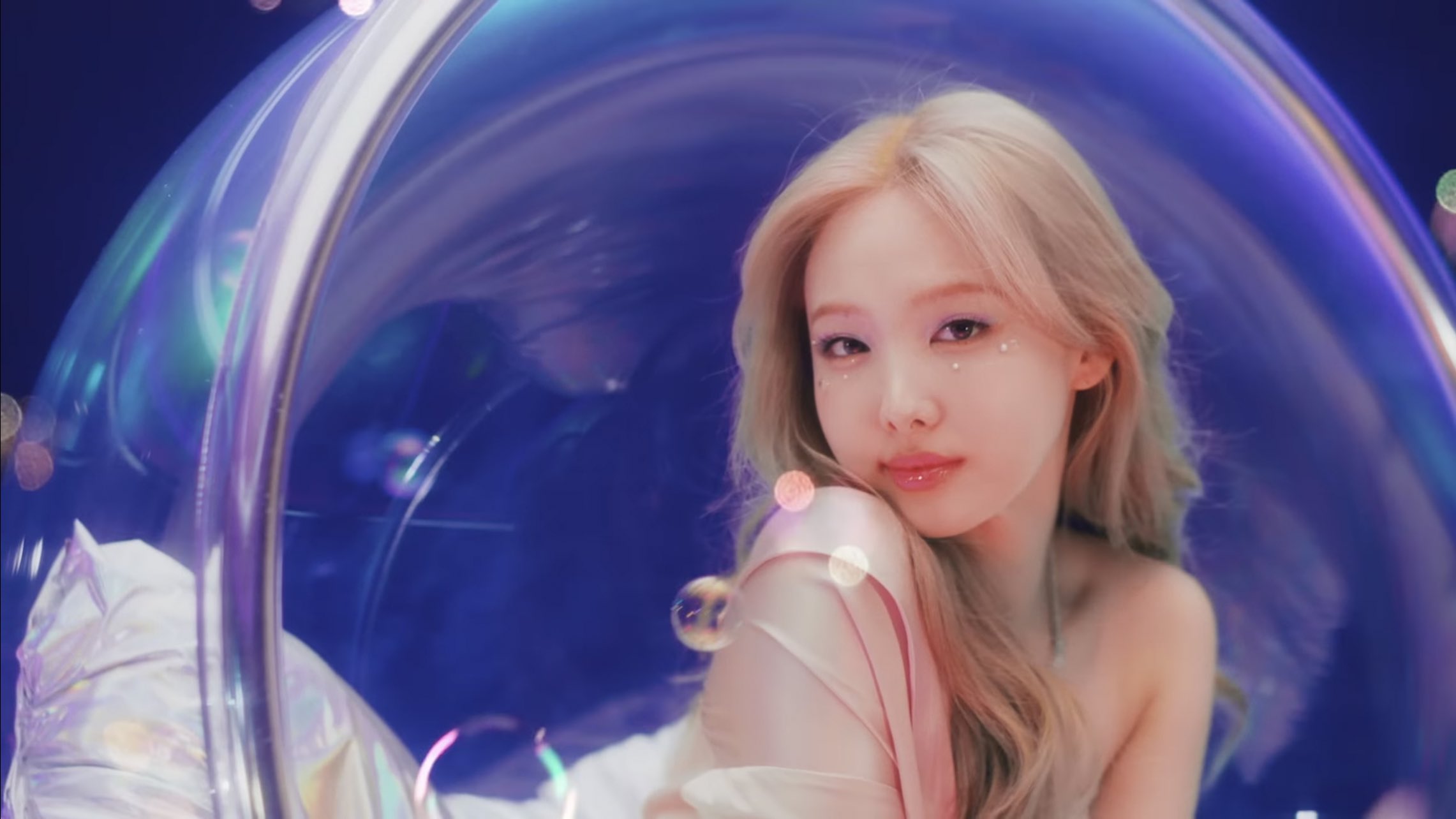 psych-ward-escapee-on-twitter-mosthatedkenn-popbase-lmk-when-nayeon