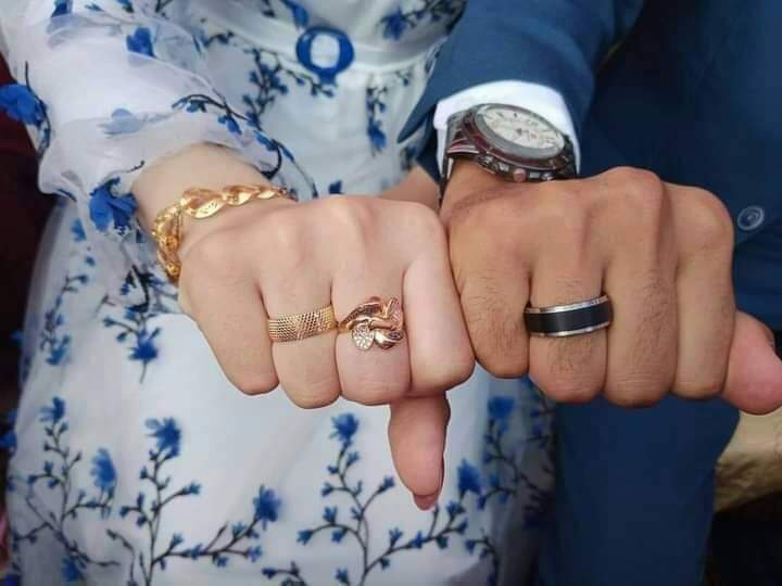 كبرنا علي لبس العيد عايزين نلبس دبل بقي 😂😂