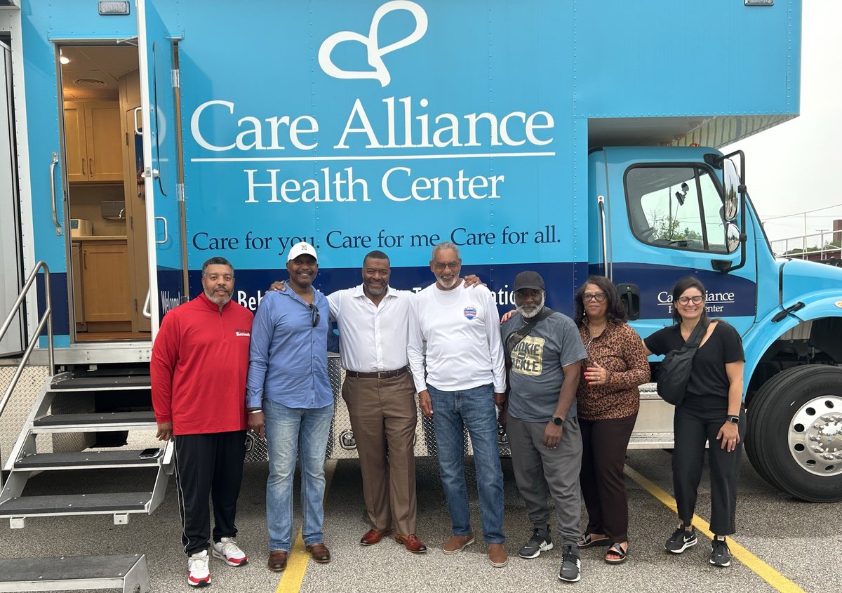 Care Alliance CEO Dr. Jones enjoyed connecting with local youth sports coaches and families last week. As a former athlete who knows the importance of sports physicals, he was happy to offer our mobile clinical services as a convenient way for athletes to complete them.