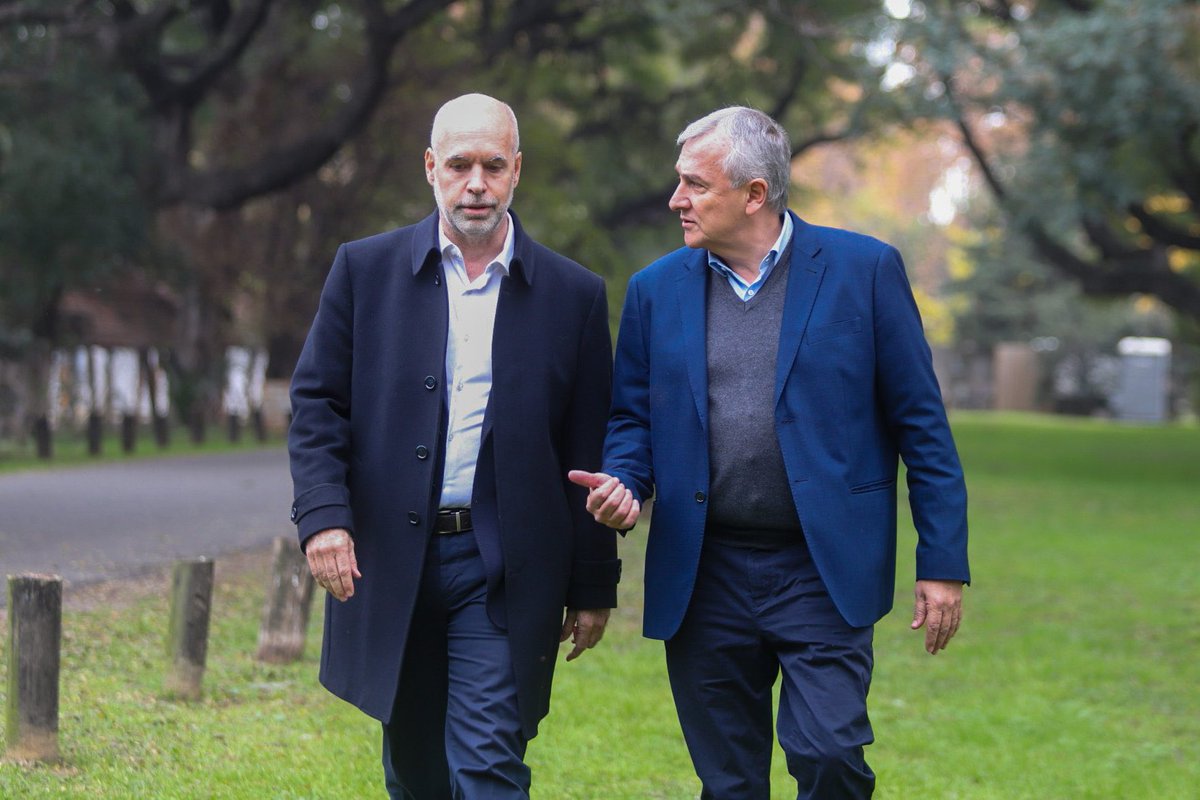 Experiencia, compromiso y gestión: estas son palabras que representan a 2 de las personas más capacitadas para gobernar nuestro país y transformar la vida de todos los argentinos.

Felicitaciones <a href="/horaciorlarreta/">Larreta</a> y <a href="/GerardoMorales/">Gerardo Morales</a> por asumir el desafío de liderar el camino hacia