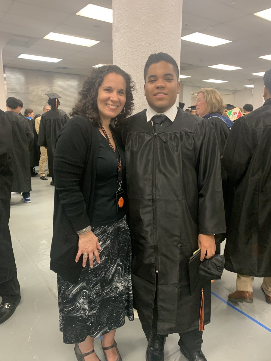 WPHSSciFiClub's tweet photo. Congratulations to our Sci-Fi Club Graduates! https://t.co/bSlglCYGCE