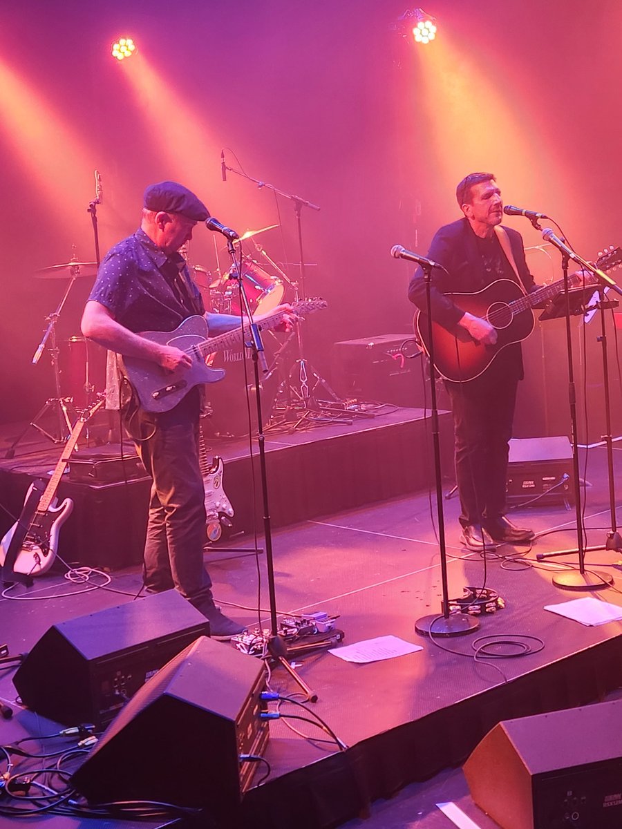 "My, my, hey, hey - Rock &amp; Roll is here to stay" and stay it did with a terrific  <a href="/wearewvss/">West Vancouver Secondary School</a> Rock Band Concert rocking the night away with an enthusiastic audience &amp; special guests' performance by Mr. Toth &amp; <a href="/JBWDaudlin/">Brad Daudlin</a> 🤘
<a href="/WestVanSchools/">WestVanSchools</a> #westvaned <a href="/SteveRauh/">Steve Rauh</a> #SoMuchFun