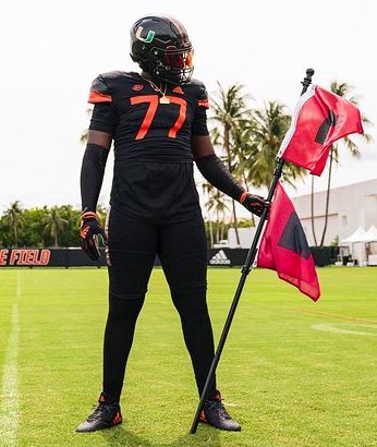 3⭐️ OL Deryc Plazz  #GoCanes #TheU 🙌🏾🟧🟩