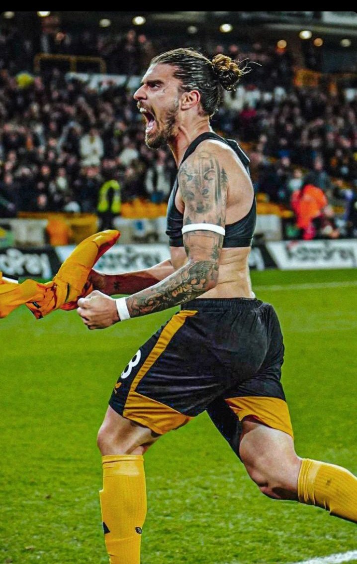 Its been an honour king 👑  @rubendsneves_ Once a 🐺 always a 🐺...