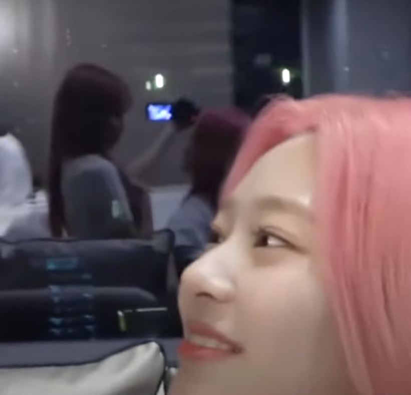 악!!!!!!!!!!!!!!!!!!!!씨빨......
나..
소름돋음
디스패치가 된 기분이야