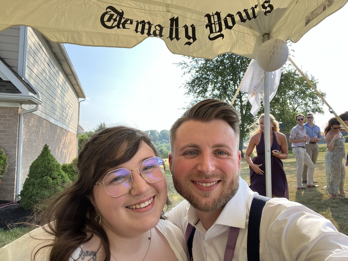 thesutterkeely's tweet image. We got married!!!