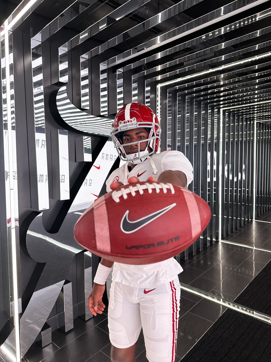 Beau Jackson (@beaujackson_11) on Twitter photo Had a great time yesterday at the University of Alabama. Can’t wait to come back for a game this season <a href="/T_Rees11/">Tommy Rees</a> <a href="/AlabamaFTBL/">Alabama Football</a> Had a great time yesterday at the University of Alabama. Can’t wait to come back for a game this season <a href="/T_Rees11/">Tommy Rees</a> <a href="/AlabamaFTBL/">Alabama Football</a>