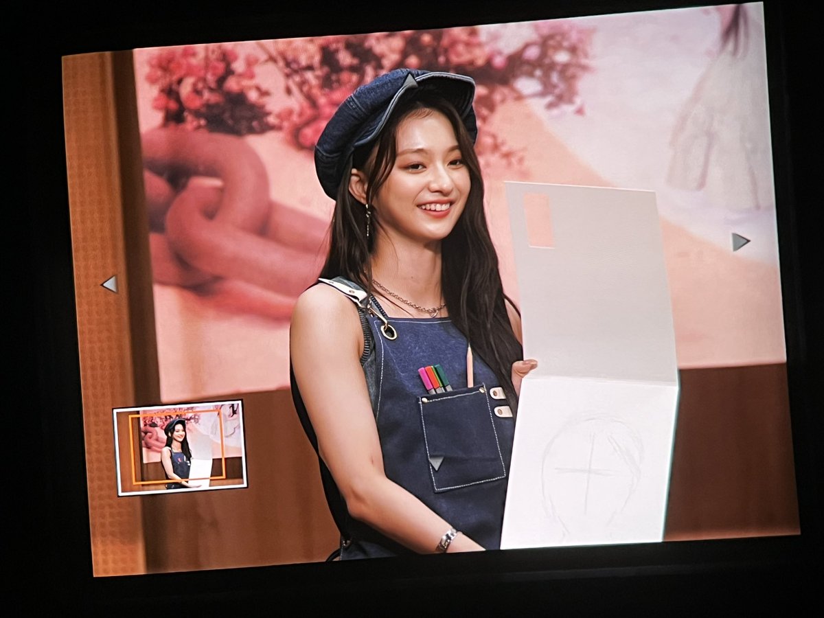 byfromis_9's tweet photo. 20230623 fromis_9 fan signing event (pre-view)

LEE NA GYUNG

#fromis_9 #flover #이새롬 #송하영 #박지원 #노지선 #이서연 #이채영 #이나경 #백지헌 https://t.co/QimkZNloAh