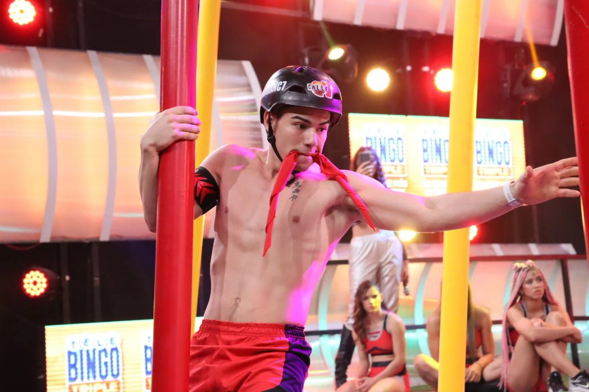 Calle_7PY's tweet photo. ¡Bastante parejo! 🥵
🥳 El capi #AdrianC7 celebra su retorno al bunker rojo 🔴💥
#Calle7Py 🟡🔴 https://t.co/UqDQvKnewT