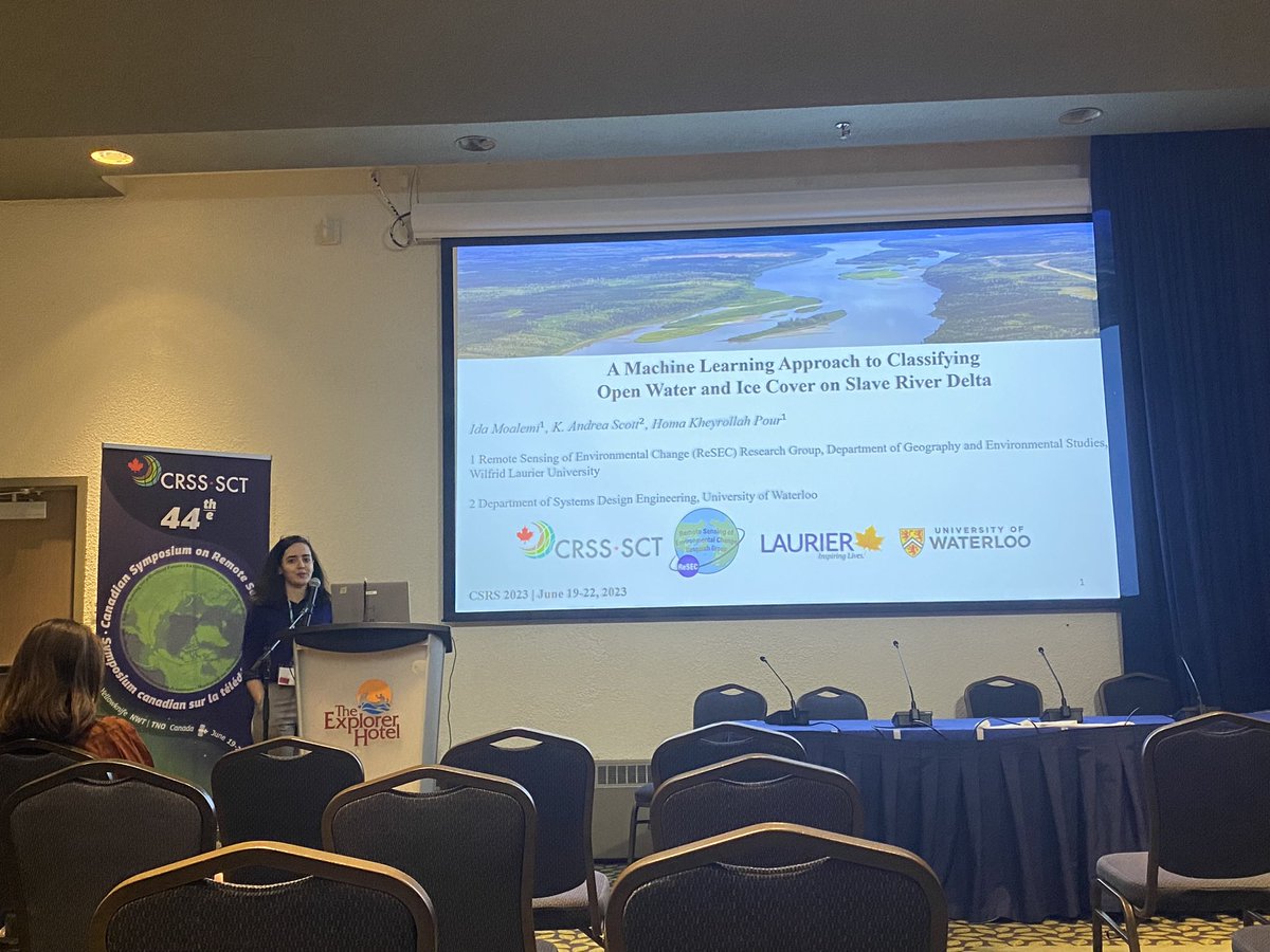 Earlier this week #ReSECLab member @Moalemiida took to the #CSRS2023 stage to present her #MSc research on  how we can use machine learning methods on satellite imagery to classify ice cover break up on the SRD! 🧊 🛰️ 

Wonderful presentation Ida! 👏
@RsCanadian @LaurierGeogEnv