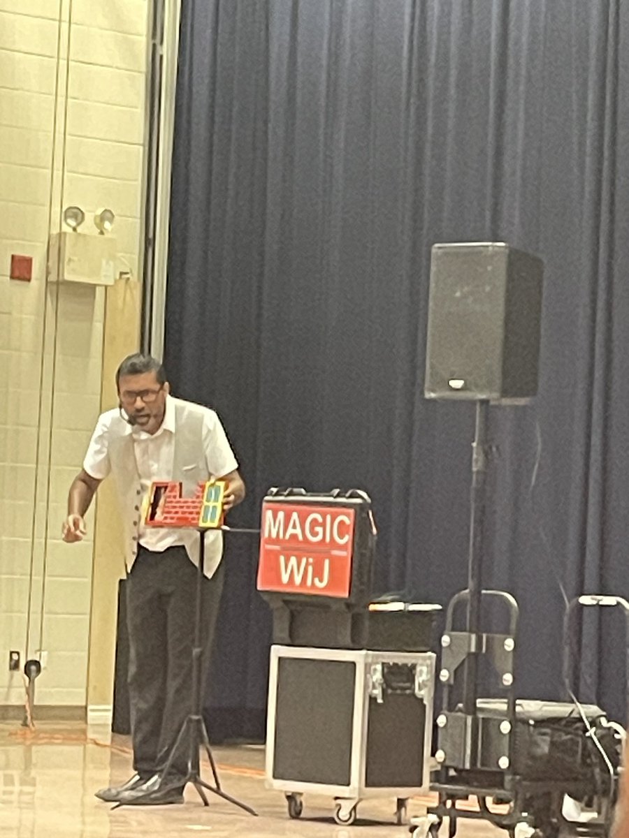 Lots of excitement with Wij the Magician!