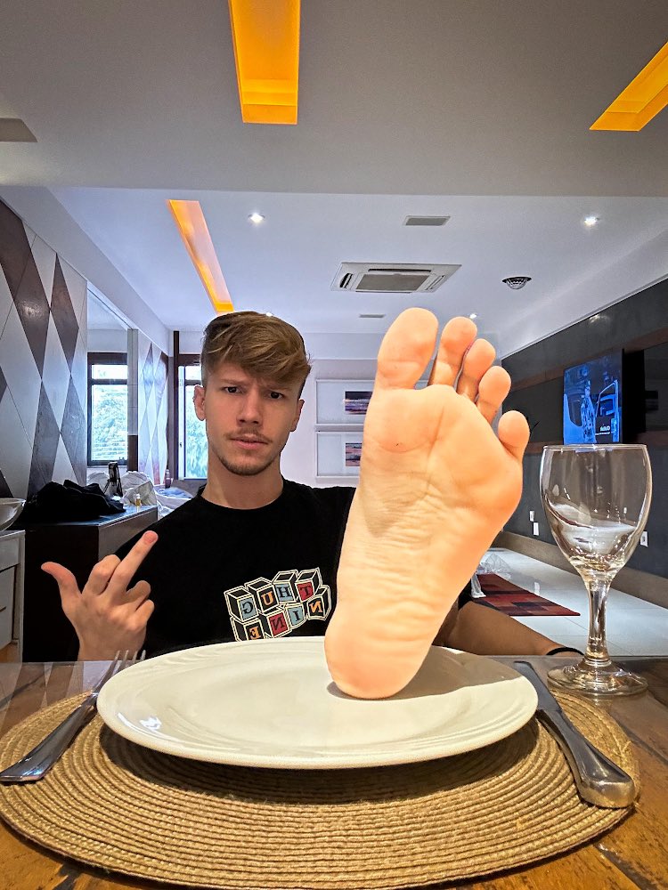 Master Rafael tweet media